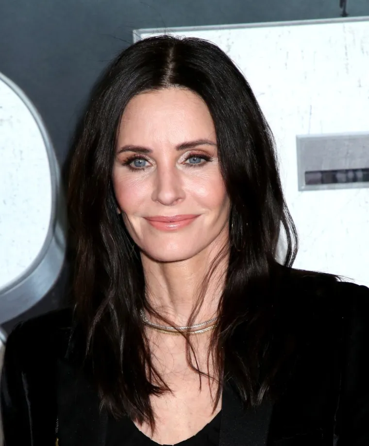 Monica iz 'Prijatelja' često je posjećivala kirurga, a onda priznala: 'Pretjerala sam'