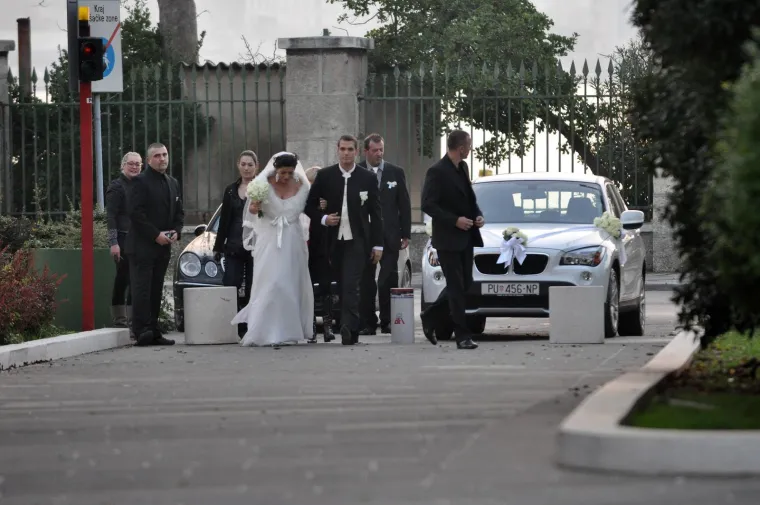 Biv&scaron;i IT par: Ovako je izgledalo glamurozno vjenčanje Ivane Paris i Dina Bubičića prije 15 godina