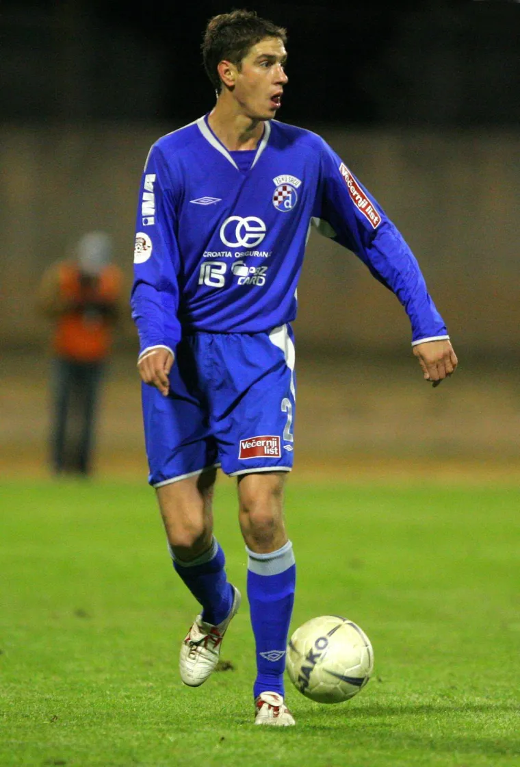 Dinamo prije 19 godina doživio veliki &scaron;ok. Izgleda li vam kultni nogometa&scaron; kao Josh Hartnett?