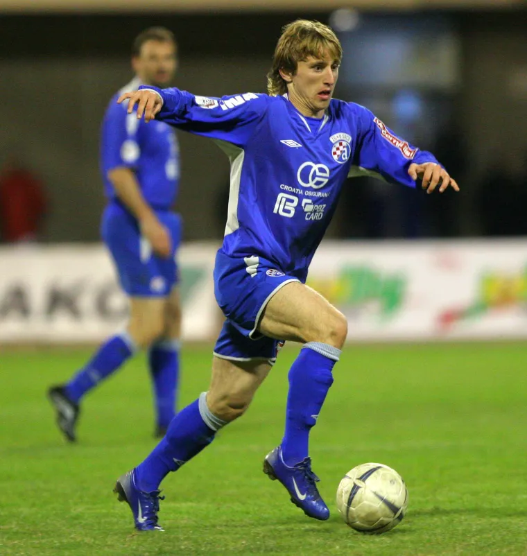 Dinamo prije 19 godina doživio veliki &scaron;ok. Izgleda li vam kultni nogometa&scaron; kao Josh Hartnett?