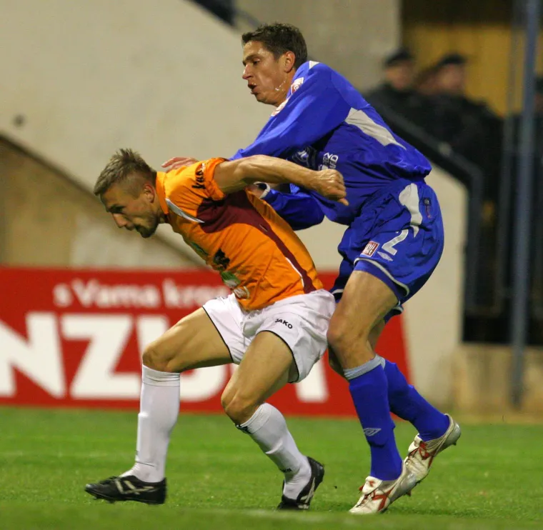 Dinamo prije 19 godina doživio veliki &scaron;ok. Izgleda li vam kultni nogometa&scaron; kao Josh Hartnett?