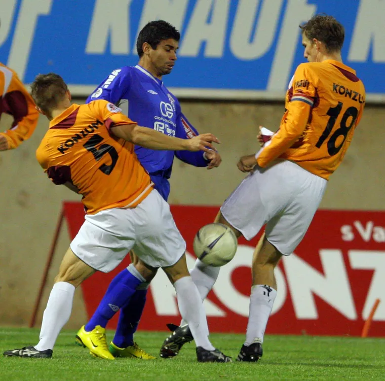 Dinamo prije 19 godina doživio veliki &scaron;ok. Izgleda li vam kultni nogometa&scaron; kao Josh Hartnett?