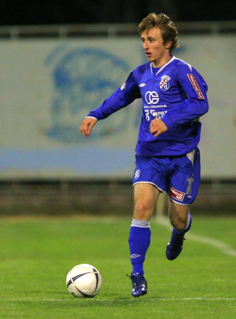 Dinamo prije 19 godina doživio veliki &scaron;ok. Izgleda li vam kultni nogometa&scaron; kao Josh Hartnett?