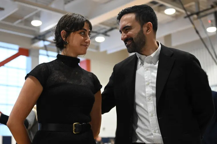 Svi gledaju u nju, a ona se skriva: Prvu damu New Yorka zovu modernom princezom Dianom