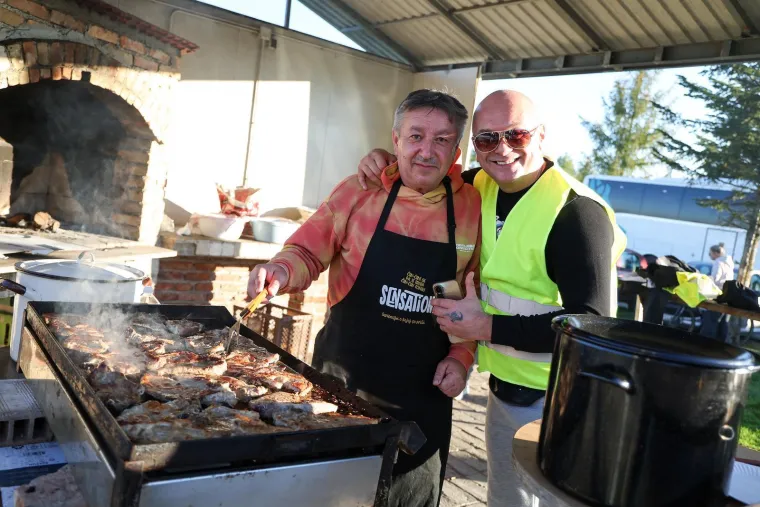 Grill majstor i najjači kotleti uz lokalne Boyse: Pogledajte show za najveću senzaciju u povijesti