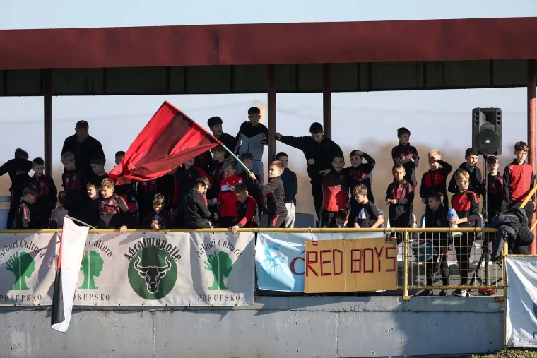 Grill majstor i najjači kotleti uz lokalne Boyse: Pogledajte show za najveću senzaciju u povijesti