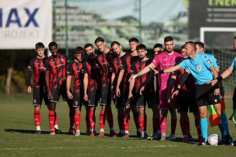 Grill majstor i najjači kotleti uz lokalne Boyse: Pogledajte show za najveću senzaciju u povijesti