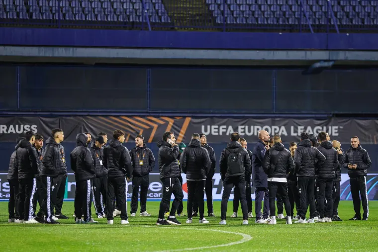 &Scaron;panjolci s neba pali na Maksimir: Pogledajte &scaron;to su radili u Zagrebu uoči sraza s Modrima