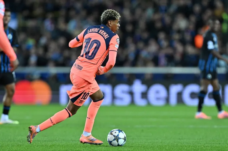 Cijeli svijet ogorčen degutantnim Yamalovim ponašanjem: 'Zašto želiš postati kao Vinícius?'