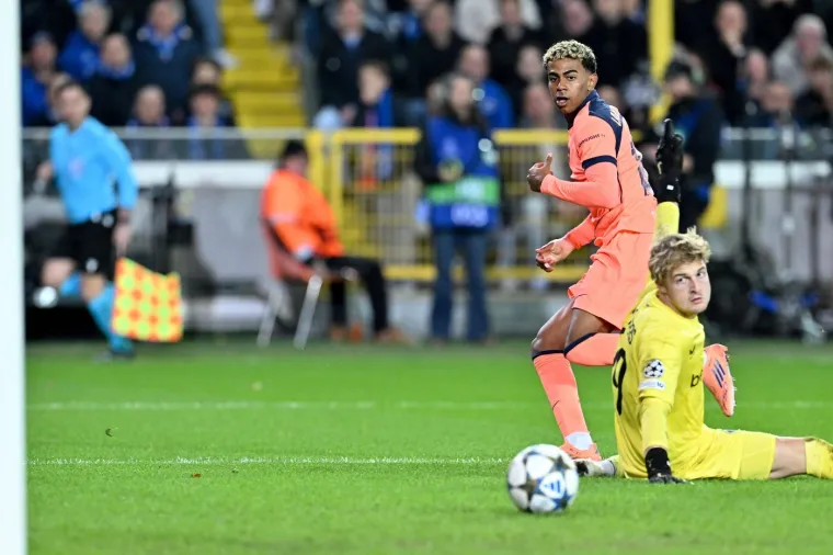 Cijeli svijet ogorčen degutantnim Yamalovim ponašanjem: 'Zašto želiš postati kao Vinícius?'