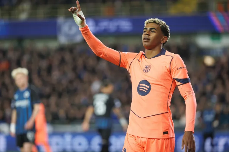 Cijeli svijet ogorčen degutantnim Yamalovim ponašanjem: 'Zašto želiš postati kao Vinícius?'