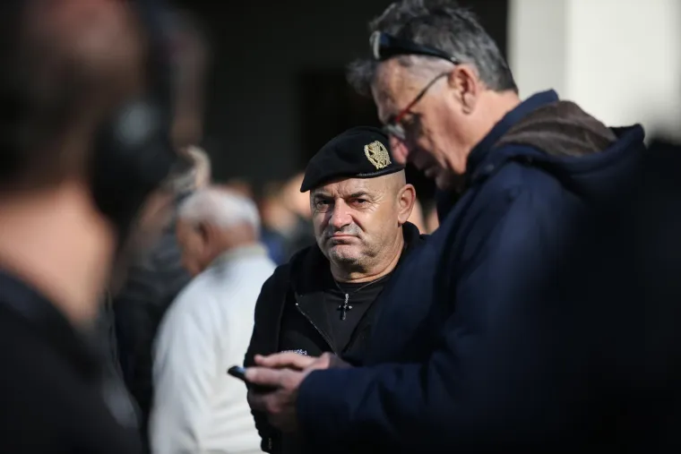 Nicolier je dobio sprovod kakav zaslužuje! Pogledajte tisuće ljudi koje su mu do&scaron;le odati počast