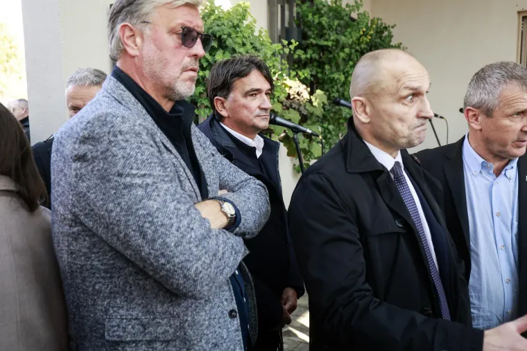 Nicolier je dobio sprovod kakav zaslužuje! Pogledajte tisuće ljudi koje su mu do&scaron;le odati počast