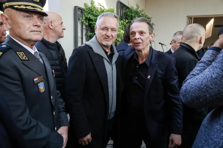 Nicolier je dobio sprovod kakav zaslužuje! Pogledajte tisuće ljudi koje su mu do&scaron;le odati počast