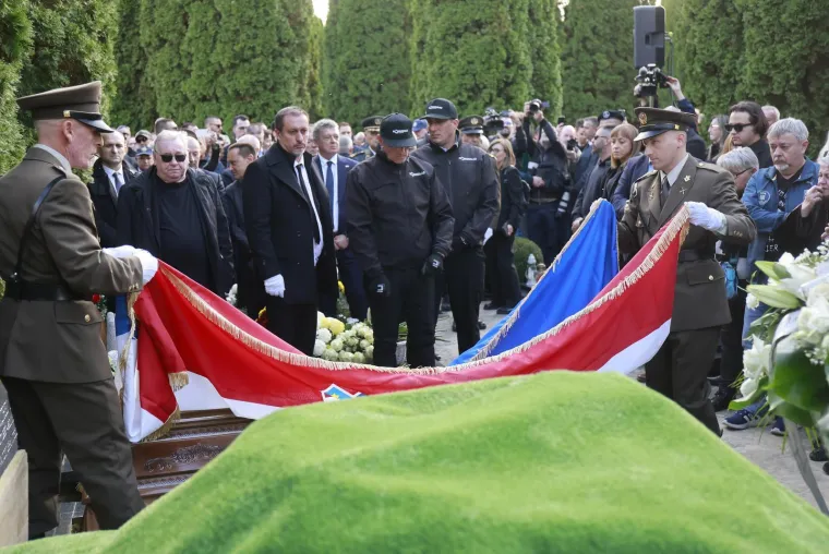 Suze Nicolierove majke dirnule su srce Hrvatske: 'Dao je najvrednije što je imao...'