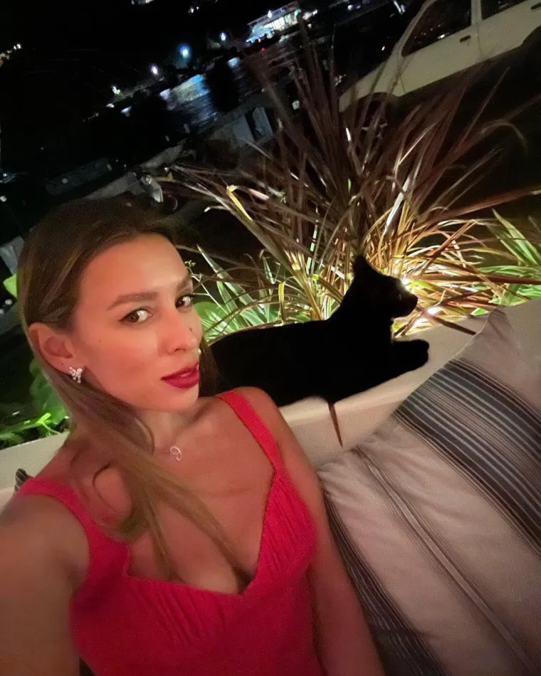 Padale su na njegov &scaron;arm, a neke je doveo do ruba: Sve žene koje su pobjegle od Toma Cruisea