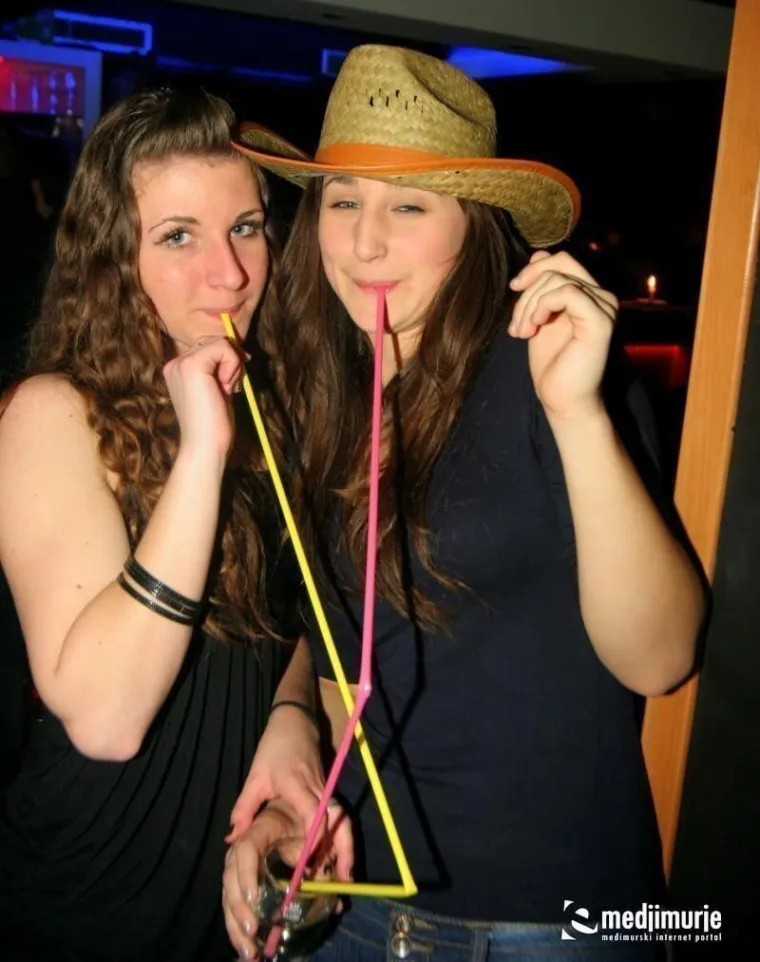 Ovako se tulumarilo 2011.: Lijepe djevojke u klubu koji je palio i žario scenom