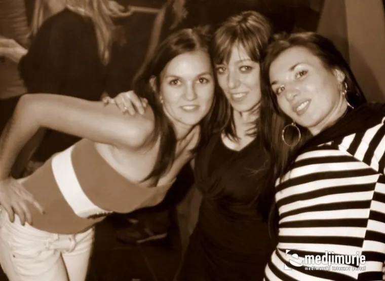 Ovako se tulumarilo 2011.: Lijepe djevojke u klubu koji je palio i žario scenom