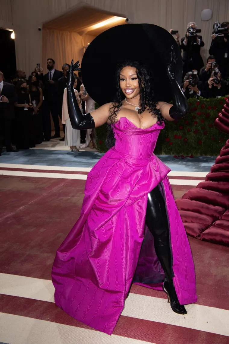 Od stidljive djevojke i mete zlostavljanja do R&amp;B ikone koja ru&scaron;i rekorde