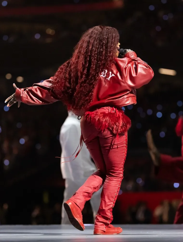 Od stidljive djevojke i mete zlostavljanja do R&amp;B ikone koja ru&scaron;i rekorde