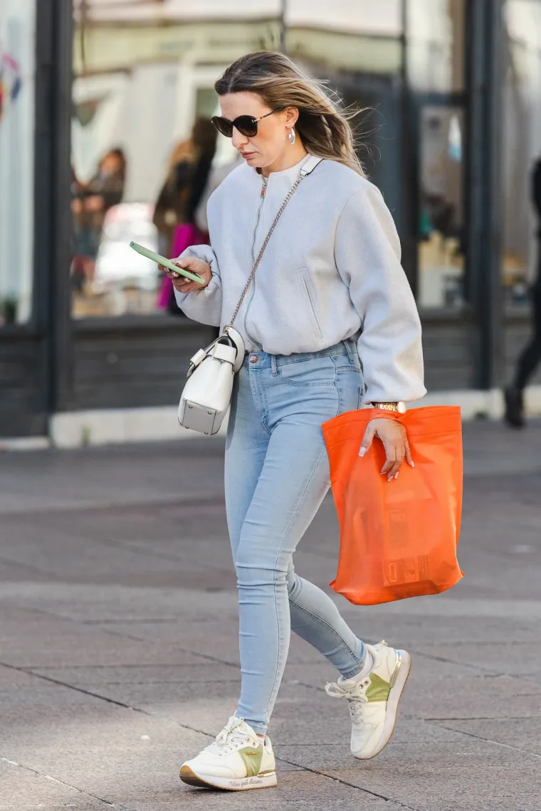 Samozatajna djevojka zna kako privući pažnju: Svi pogledi bili su na njoj