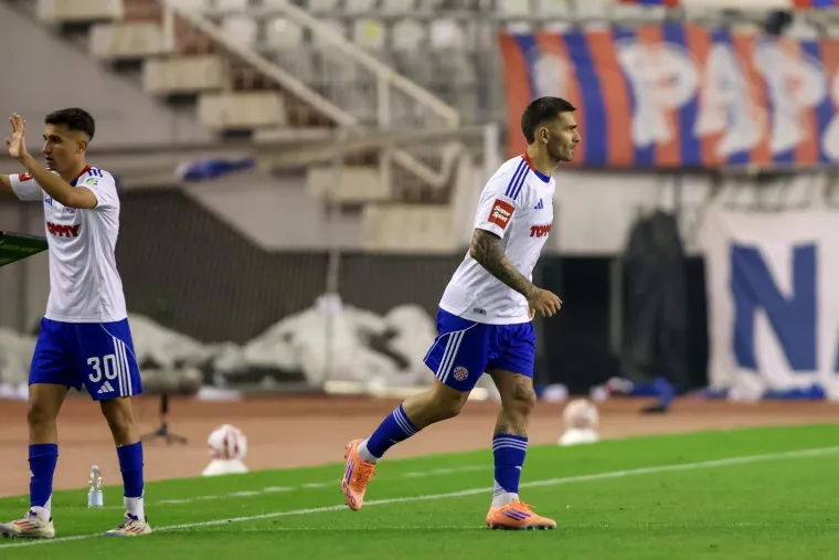 Pogledajte atmosferu 'ludog' Splita: Od ogromne bakljade i koreografije do citiranja Mato&scaron;a