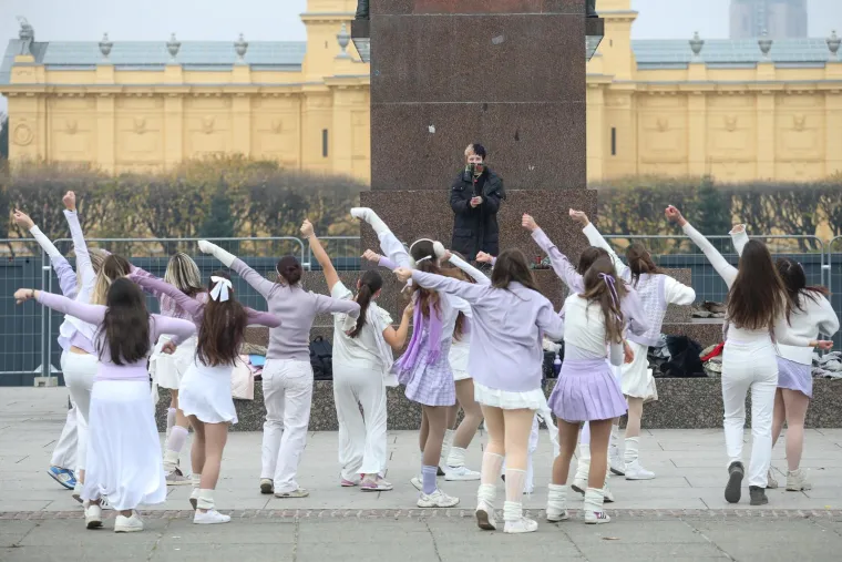 Zgodne dame u srcu grada zapele za oko: Nosile su 'krpice' za poželjeti, lutali su pogledi