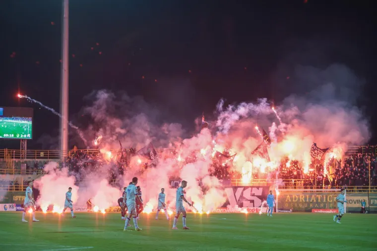 O-867818-760.webp?1762712185