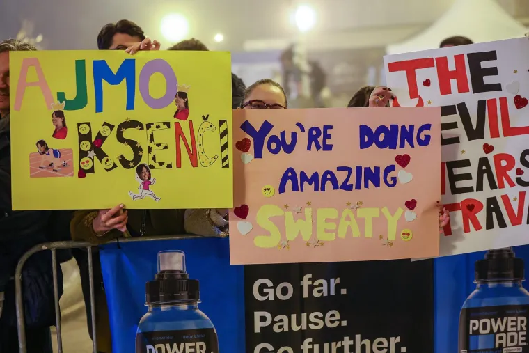 Zagrebački cener ponovno oduševio: Pogledajte spektakularnu atmosferu s noćne utrke