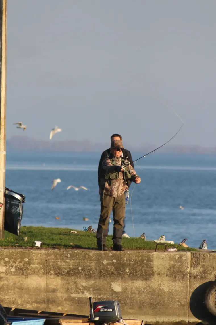 Zaljubljeni pogledi ovog romantičnog para svih su rastopili: Osmijesima nisu mogli sakriti sreću