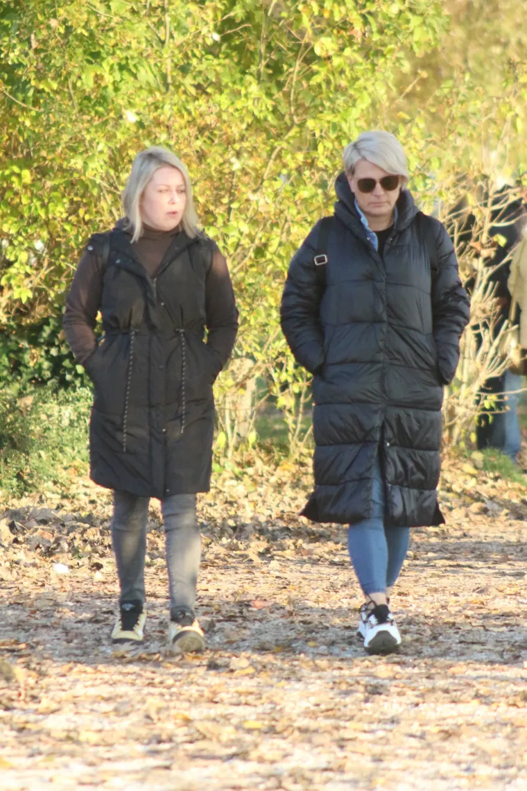 Zaljubljeni pogledi ovog romantičnog para svih su rastopili: Osmijesima nisu mogli sakriti sreću