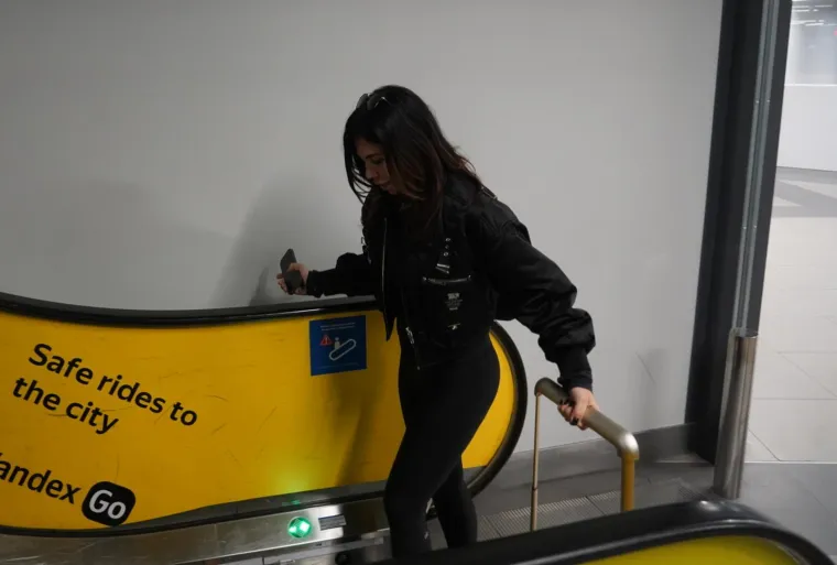 Srpske zvijezde bez trunke šminke: Ovako izgledaju kada ih paparazzi uhvate nespremne