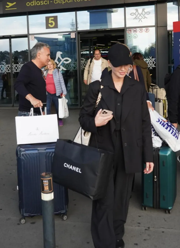 Srpske zvijezde bez trunke &scaron;minke: Ovako izgledaju kada ih paparazzi uhvate nespremne