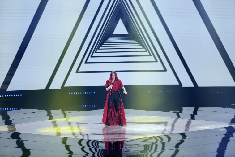 Zbog njezine ljepote se često uzima karta više: Pjevačica Colonije danas uživa u majčinstvu