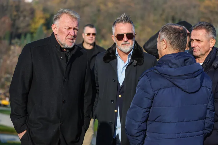 Posljednji ispraćaj džentlmena Rudija: Ogromna tuga legendi za jedinog Belina uz posebnu pjesmu