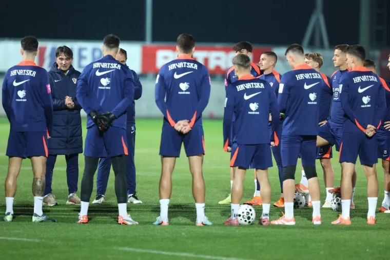 Evo kako je prošao prvi trening: Kapetan Modrić stao uz suigrača koji prolazi kroz najteži period