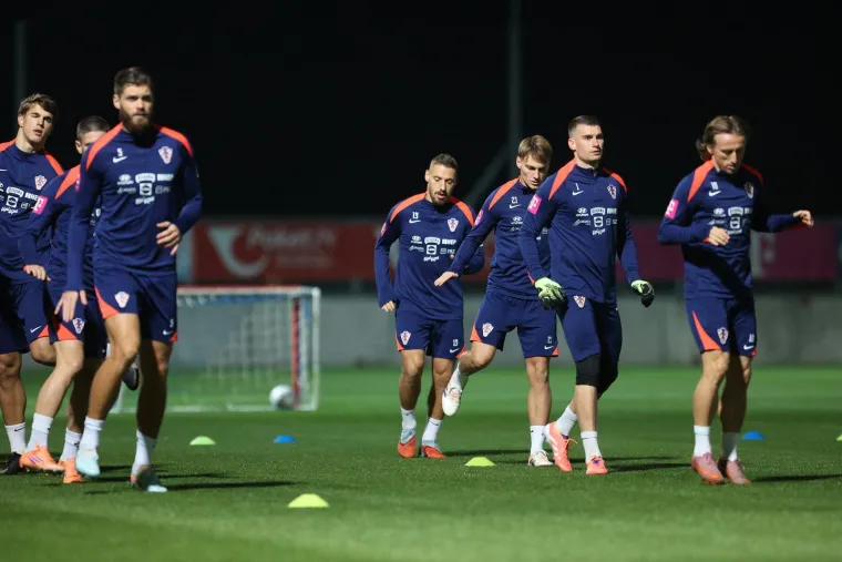 Evo kako je prošao prvi trening: Kapetan Modrić stao uz suigrača koji prolazi kroz najteži period