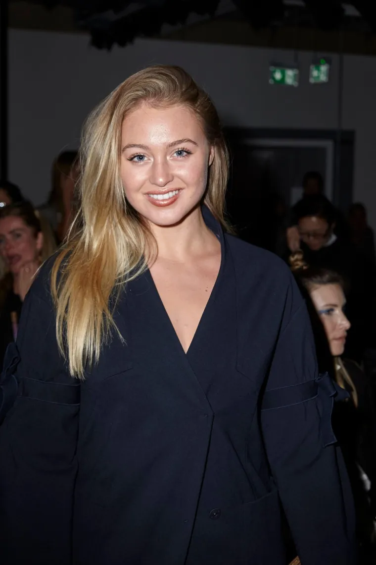 Nazivaju je najseksi plus-size modelom na svijetu: Ova manekenka izgledom je zaludjela milijune