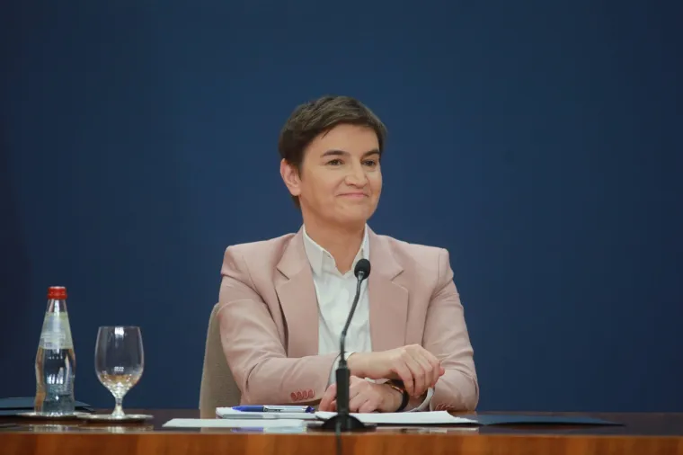 Ana Brnabić nekada je njegovala drugačiji izgled: Rijetki bi je prepoznali s dugom kosom