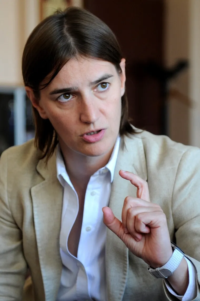 Ana Brnabić nekada je njegovala drugačiji izgled: Rijetki bi je prepoznali s dugom kosom