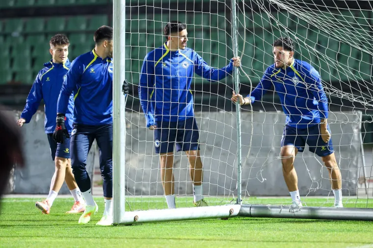 Nepozvani gosti na treningu Bosne i Hercegovine: Pazite tko je gledao Džeku i ekipu