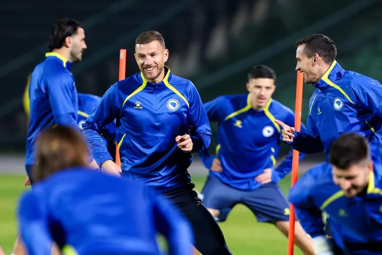 Nepozvani gosti na treningu Bosne i Hercegovine: Pazite tko je gledao Džeku i ekipu