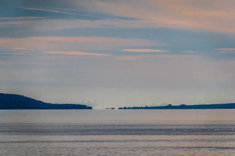 Zaljubljeni par gledao se kao da sutra ne postoji: Svi pogledi bili su uprti u njih