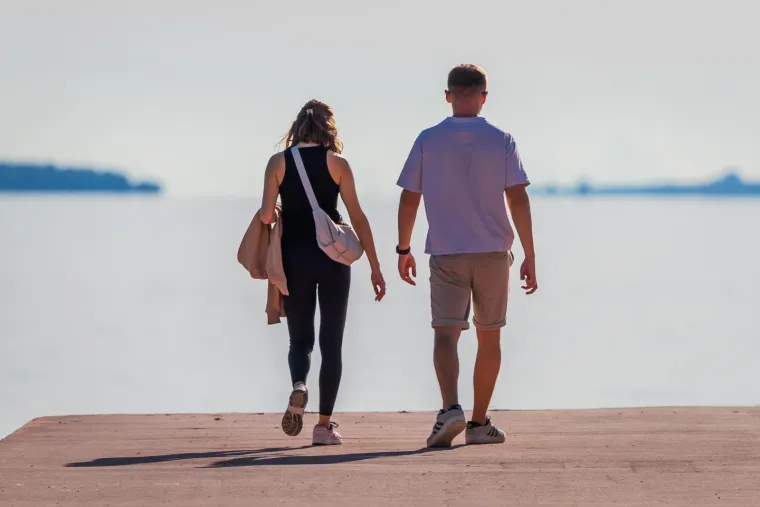 Zaljubljeni par gledao se kao da sutra ne postoji: Svi pogledi bili su uprti u njih