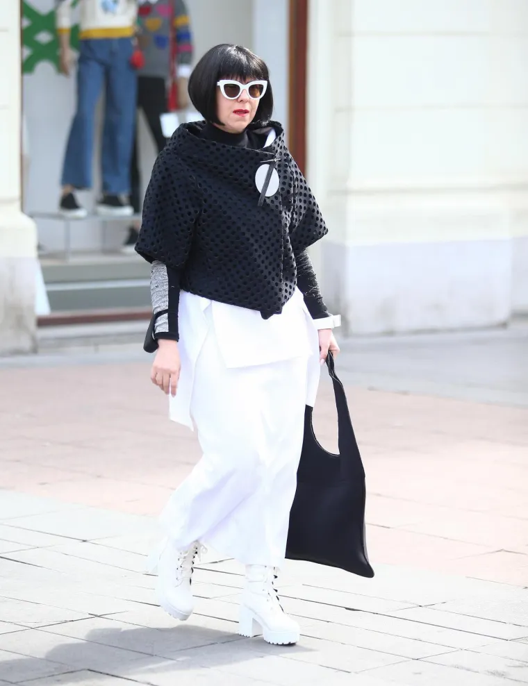 Uvijek posebna, nikad dosadna: Svi su se okretali za ovim modnim izdanjima Mirele Holy