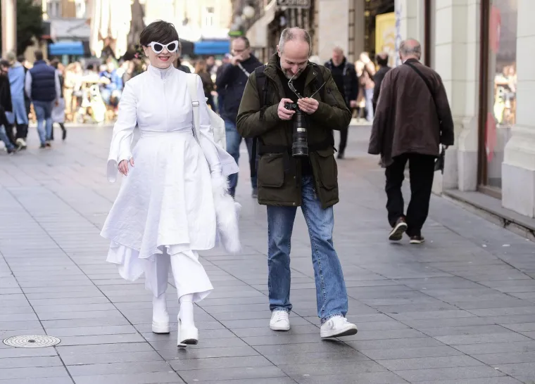 Uvijek posebna, nikad dosadna: Svi su se okretali za ovim modnim izdanjima Mirele Holy