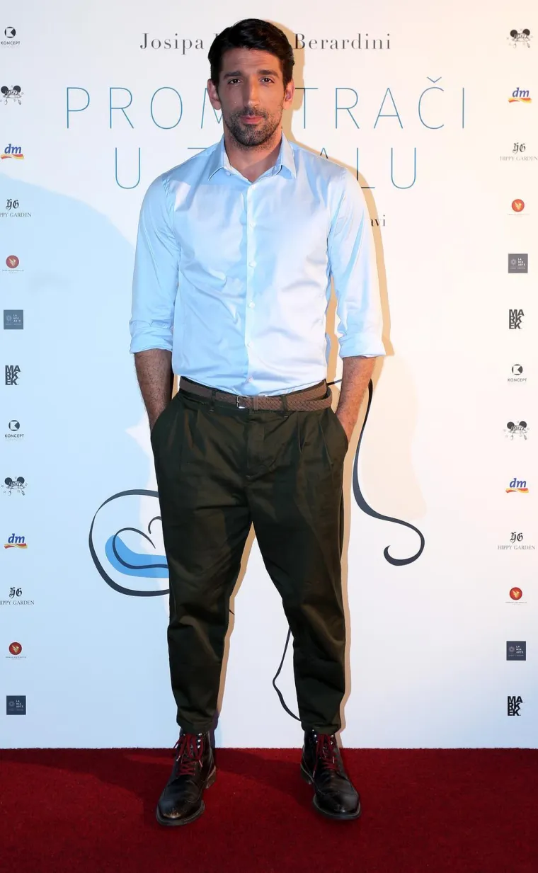 Sjećate li se Slavka Sobina s početka karijere: Pogledajte zaboravljene fotografije na&scaron;eg glumca