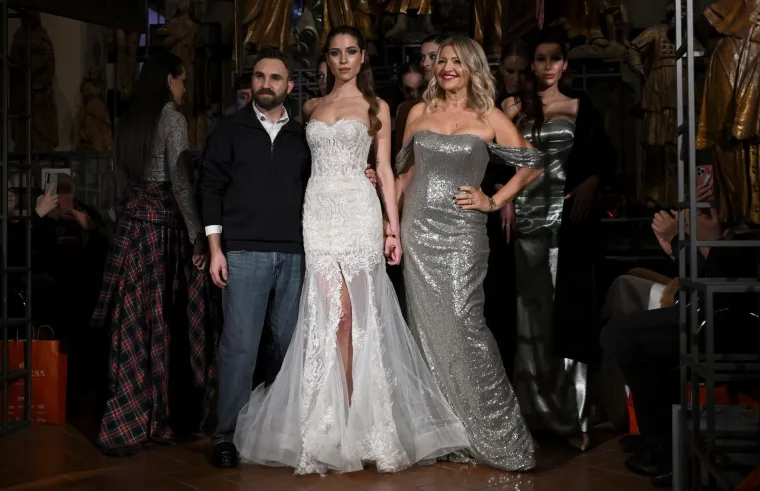 Poznata lica na reviji Snježane Schillinger: Među njima i Jakov Kitarović, evo kako je bilo