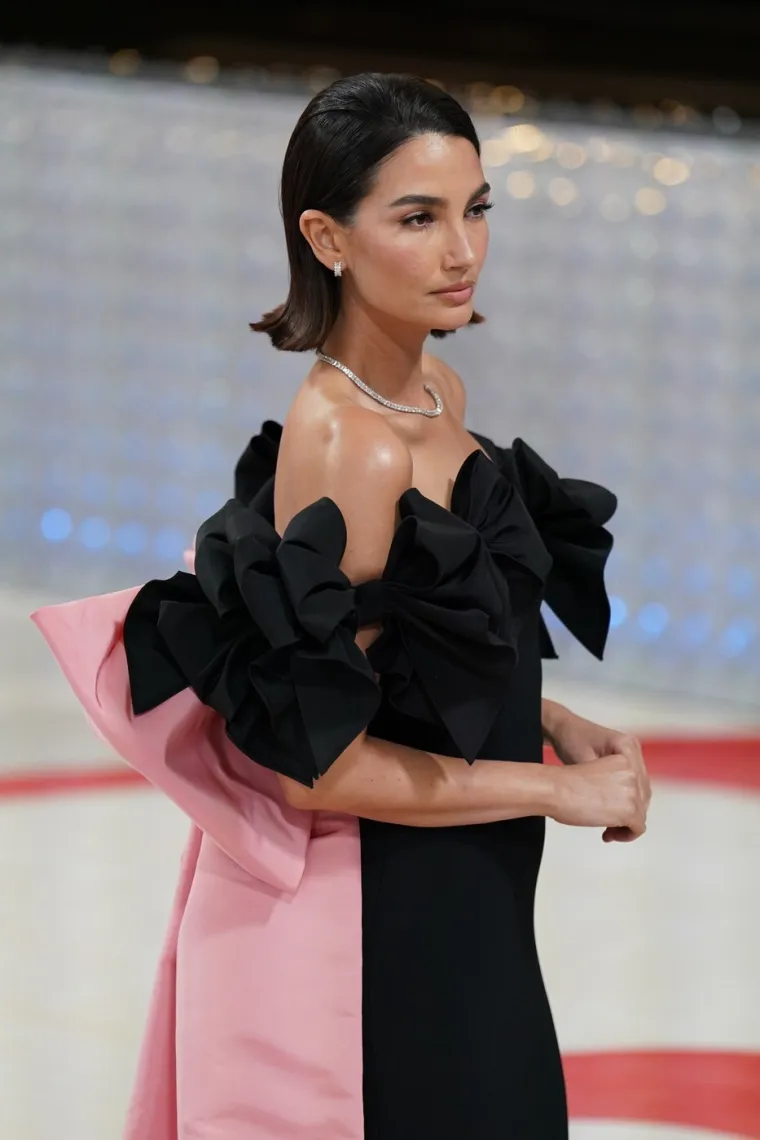 Kritizirali izgled manekenke pa im uzvratila uspjehom: Odjenula grudnjak vrijedan milijune