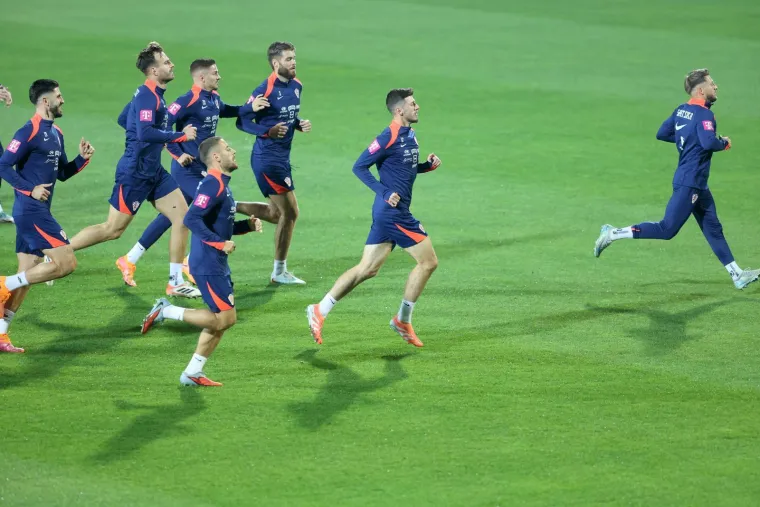 Hrvatska odradila posljednji trening: Dalić nasamo razgovarao s čovjekom od povjerenja